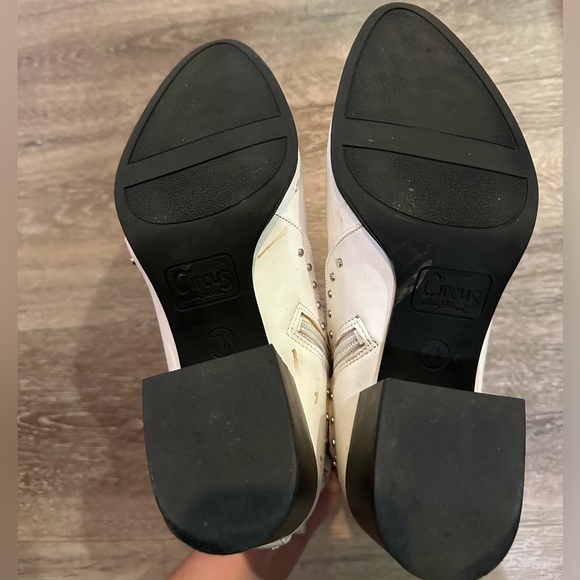 Sam Edelman white ankle booties - Picture 4 of 5